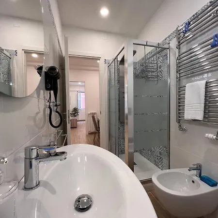 Vico Dell'amore, * Rapallo